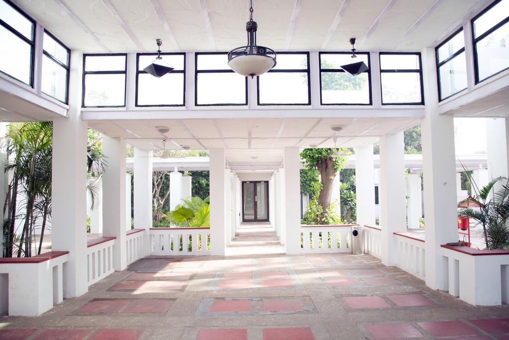 Lemon Tree Hotel, Tarudhan Valley, Manesar Γκουργκάον Εξωτερικό φωτογραφία